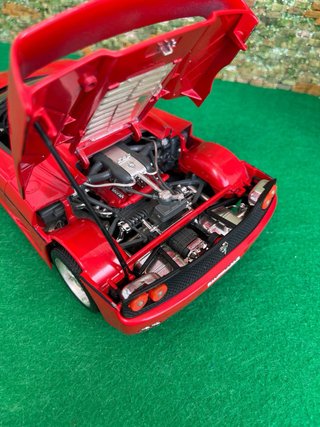 Ferrari F50 descapotable 1995 – Escala 1:18 Burago