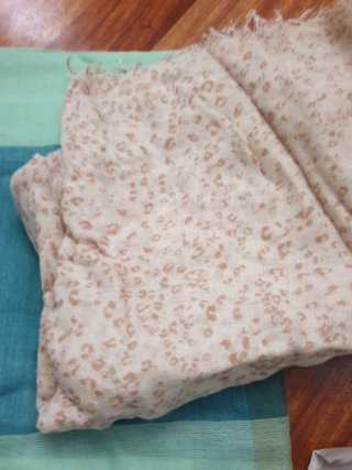 Lote 12 pañuelos variados..y 2 fulares regalo