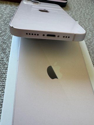 iPhone 13 Rosa 128GB - 82% Batería