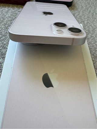 iPhone 13 Rosa 128GB - 82% Batería