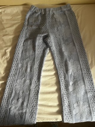 Pantalón recto bordado calado Mango