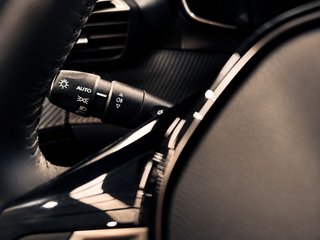 Peugeot 2008 Allure Puretech 100 S&S 6 Vel. MAN