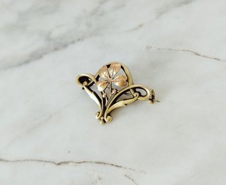 Broche auténtico Art Nouveau Oria. Broche trébol