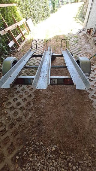 Remolque para 3 motos