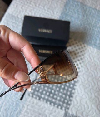 OFERTA FLASH!! Gafas de sol VERSACE originales.