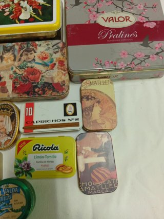 Conjunto 16 cajas metálicas antiguas