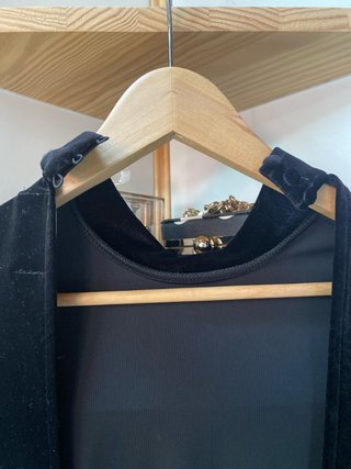 Vestido negro terciopelo con flecos