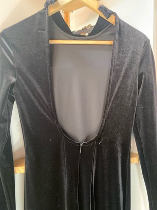 Vestido negro terciopelo con flecos