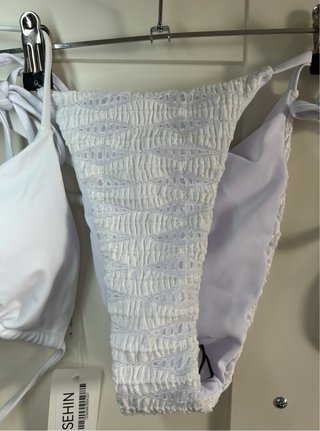 Bikini blanco para playa