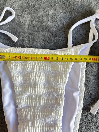 Bikini blanco para playa