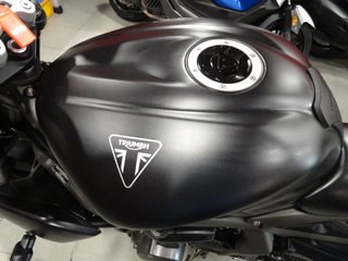 Triumph Street Triple R 765