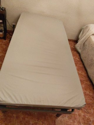 Cama Articulada Metálica