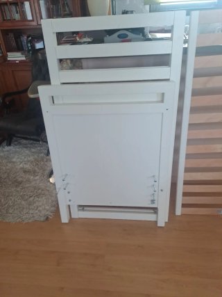 Cuna de bebé blanca.Medidas  1.20x70cmx92cm