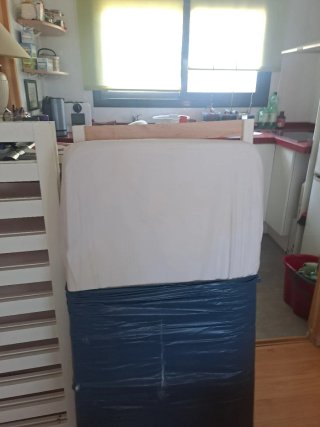 Cuna de bebé blanca.Medidas  1.20x70cmx92cm