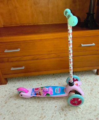 Patinete Bebé Llorones 3 Ruedas