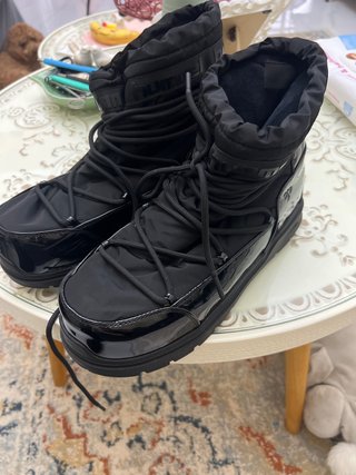 Botas de invierno Hummel negras sin usar
