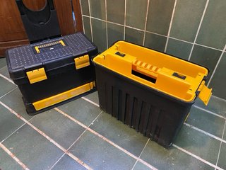 Caja Herramientas Multiposición con Ruedas