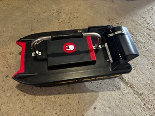 Barco cebador baitliner