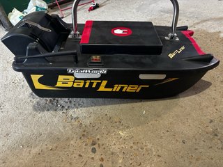 Barco cebador baitliner