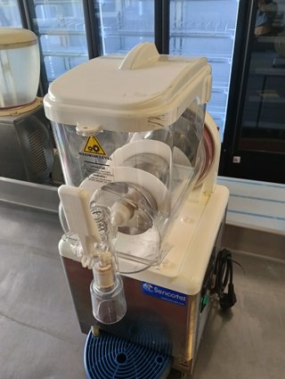 Granizadora Sencotel 5L segundamano