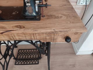 Máquina de coser antigua Gritzner