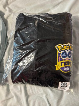 Sudadera Pokémon GO Fest 2026