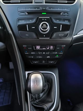 🟢¡Sólo 75.000 km! Honda Civic Tourer. Sin adblue
