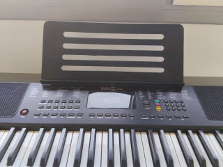 Teclado RockJam RJ361 con soporte