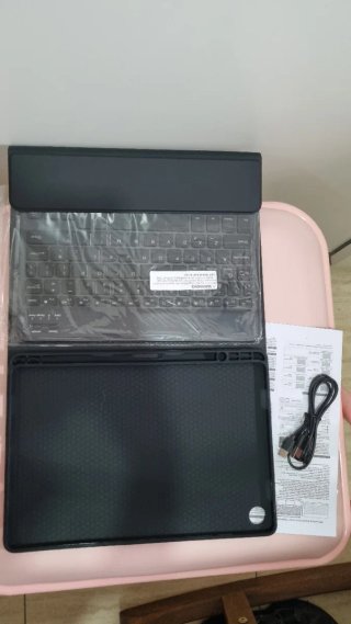 Funda Tablet 11" con Teclado Bluetooth Magnética