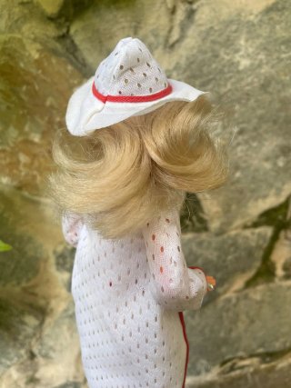 Muñeca Barbie Congost con conjunto