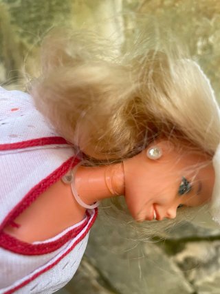 Muñeca Barbie Congost con conjunto