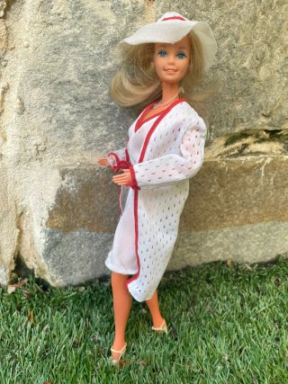 Muñeca Barbie Congost con conjunto