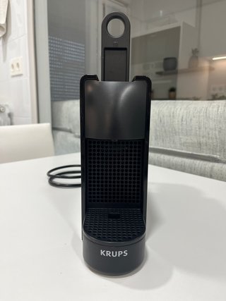 Cafetera Nespresso Krups Essenza Negra