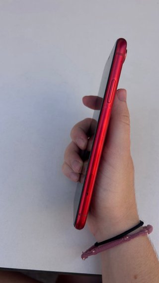 iPhone XR Rojo