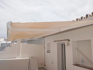 Toldo 5m ancho x 3.5m largo con mando