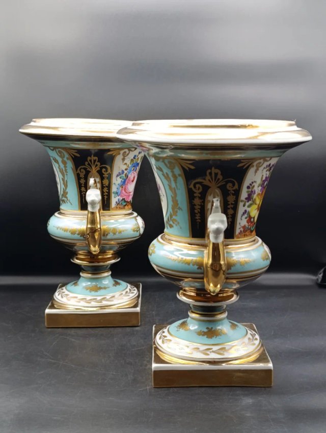 Pareja jarrones porcelana Sevres