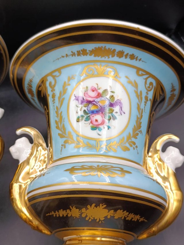 Pareja jarrones porcelana Sevres