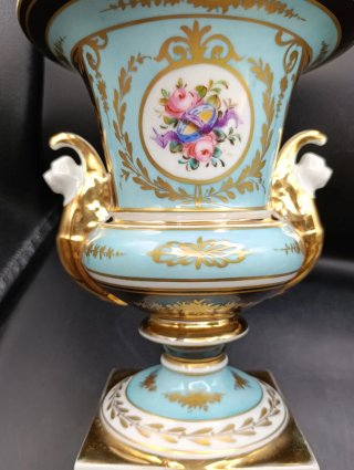 Pareja jarrones porcelana Sevres