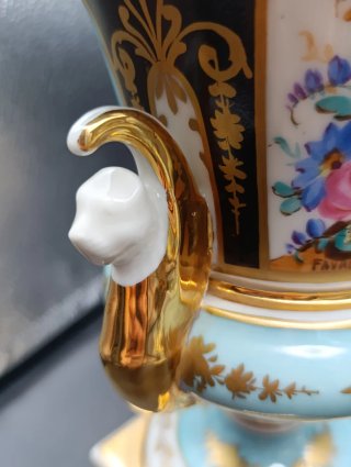 Pareja jarrones porcelana Sevres