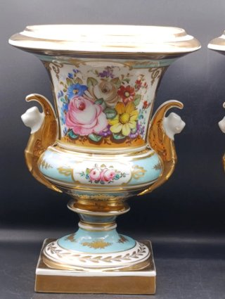 Pareja jarrones porcelana Sevres
