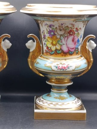 Pareja jarrones porcelana Sevres