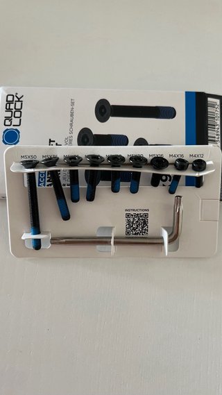 QuadLock Kit Tornillería Antirrobo