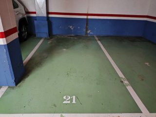 ALQUILER DE PLAZA DE GARAJE C/ ESCOLTA REAL 38