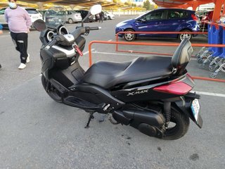 Yamaha Xmax 250 Negra