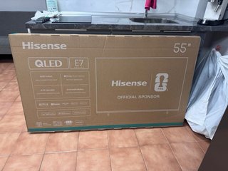 Hisense 55 QLED Smart TV 4K Dolby Vision