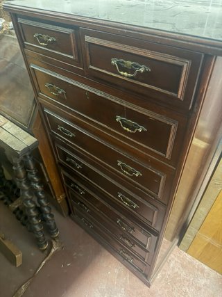 Escritorio secreto vintage de madera