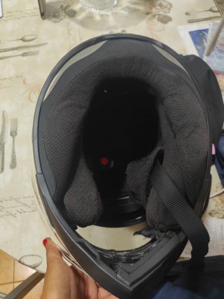 Casco AGV blanco con visera + visera solar