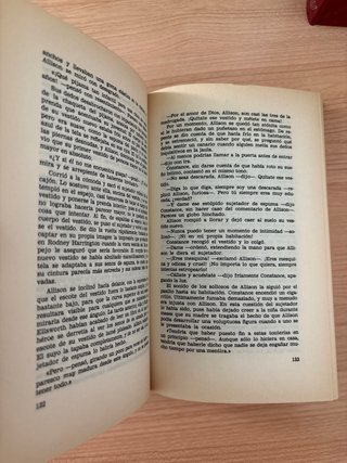 Lote de 4 novelas clásicas en tapa dura, colección