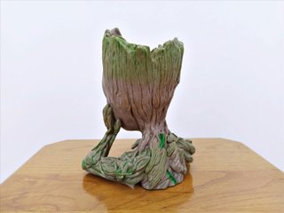GROOT LAPICERO MACETERO
