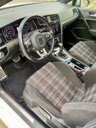 Volkswagen Golf GTi Performance 245Cv